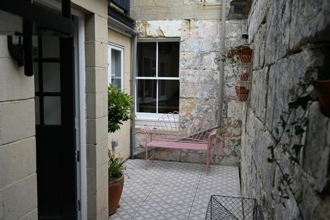 Charming Georgian Cottage With Private Sun Terrace Bath Dış mekan fotoğraf